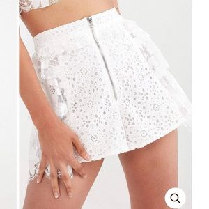 For love and lemons LAS PALMAS LACE SHORTS WHITE